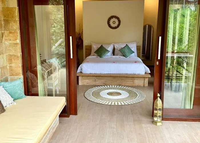 Superior One Bedroom W Stunning Waterfall View アパート *